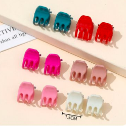 12 pinzas de colores mezclados 