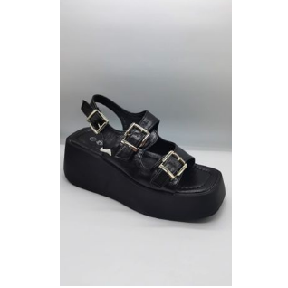 24 sandalias nuevas
