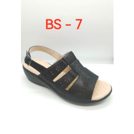 24 sandalias nuevas